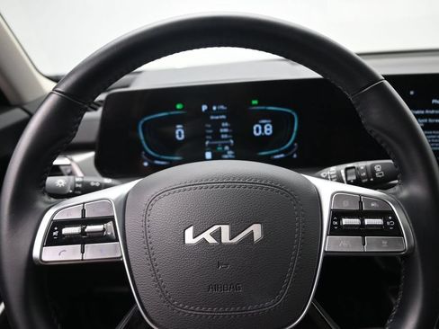 Used 2025 Kia Telluride S AWD/4WD image 12