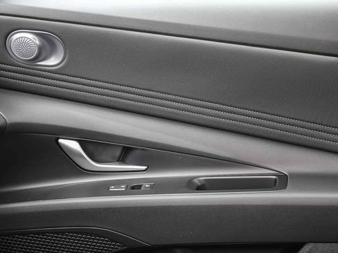 New 2026 Hyundai Elantra Limited FWD image 24