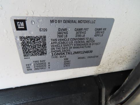 Used 2021 Chevrolet Tahoe High Country w/ Premium Package image 24