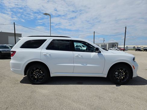 New 2026 Dodge Durango GT image 2