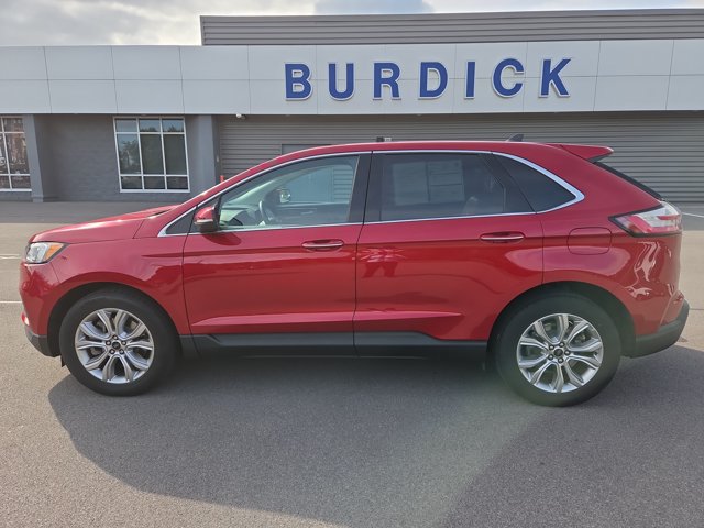 Certified 2024 Ford Edge Titanium AWD/4WD image 3