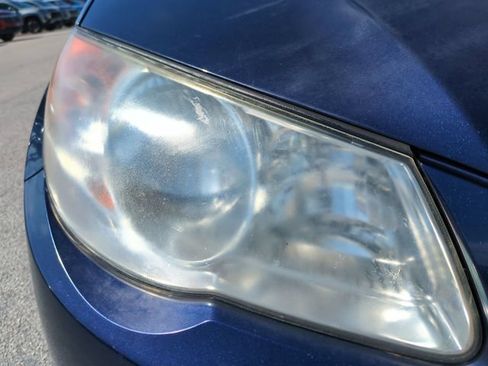 Used 2010 Hyundai Elantra FWD image 10