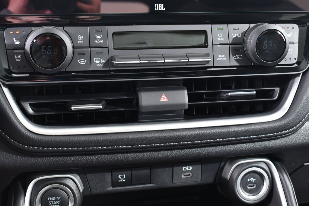 Used 2026 Toyota Grand Highlander AWD image 30