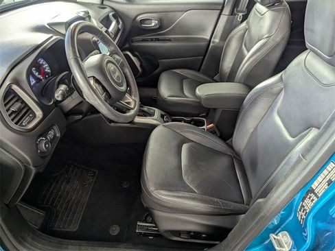 Certified 2022 Jeep Renegade Limited image 10