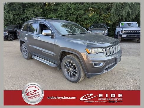 Used 2017 Jeep Grand Cherokee Limited AWD/4WD image 1
