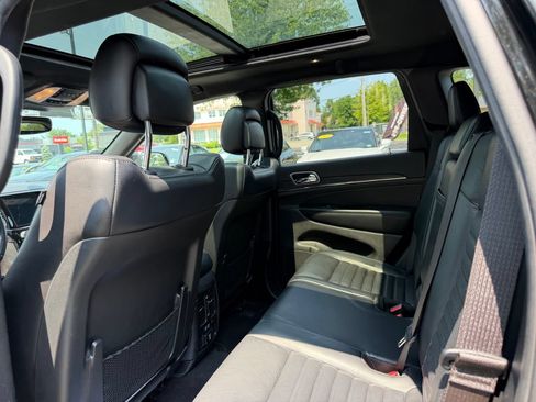 Used 2019 Jeep Grand Cherokee Limited X AWD/4WD image 26