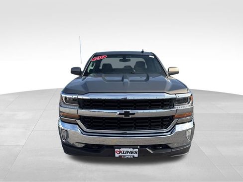 Used 2017 Chevrolet Silverado 1500 LT w/ All Star Edition AWD/4WD image 2