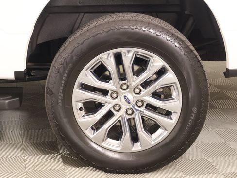 Used 2025 Ford F150 Lariat w/ Equipment Group 502A High AWD/4WD image 22