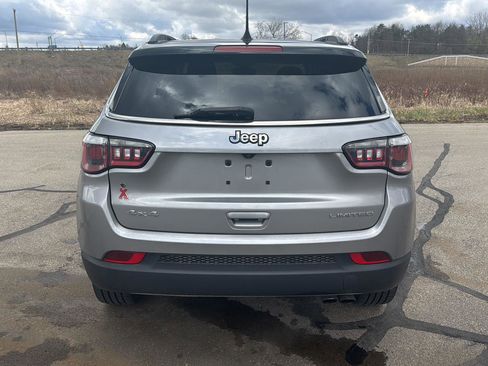 Used 2020 Jeep Compass Limited image 4