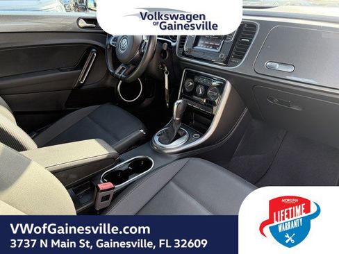 Used 2019 Volkswagen Beetle 2.0T S image 9
