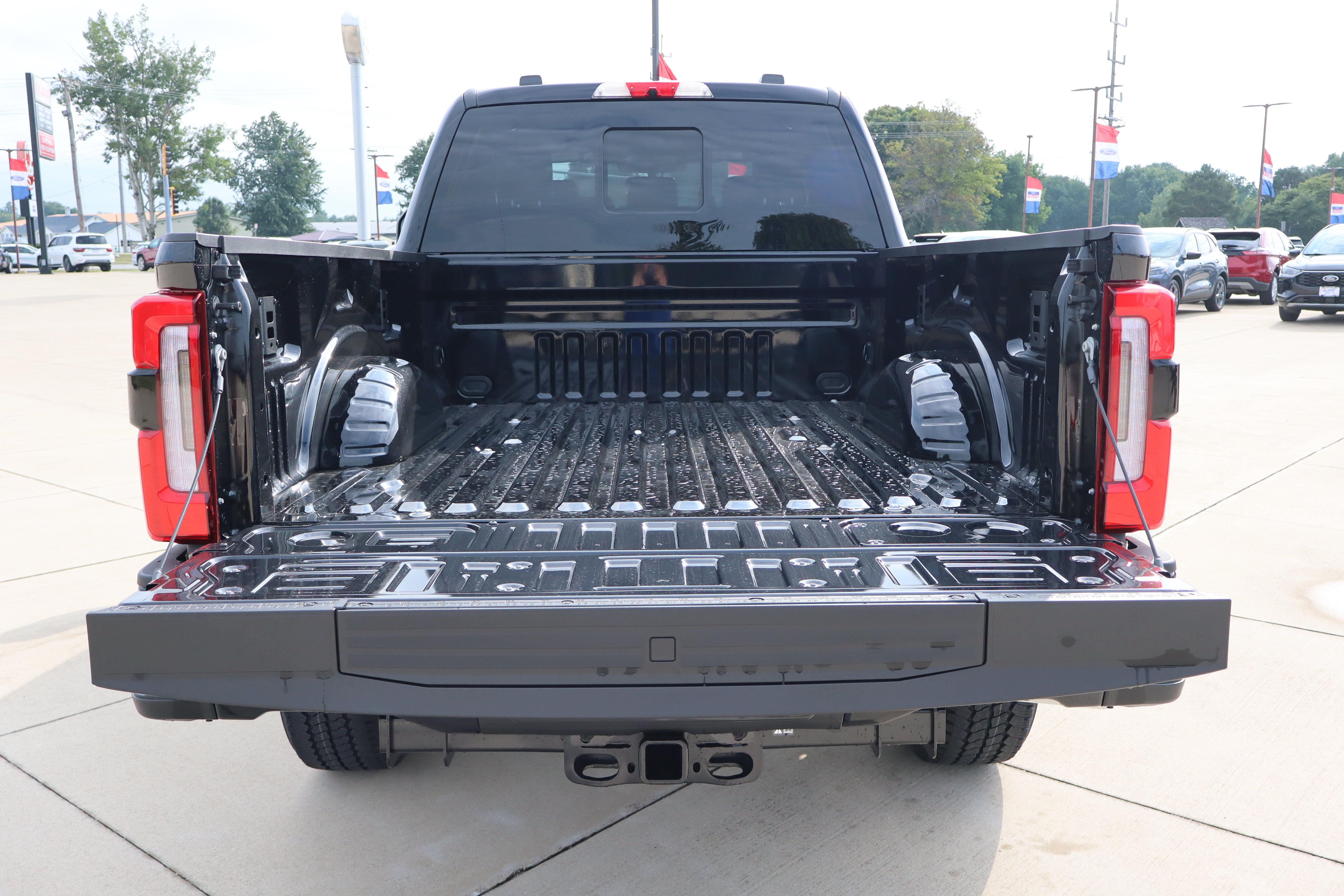 New 2026 Ford F350 Platinum AWD/4WD image 29