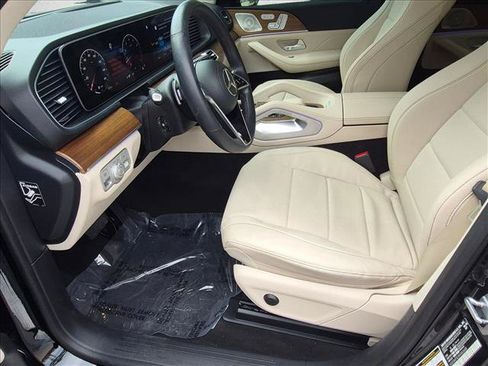 Used 2024 Mercedes-Benz GLE 350 4MATIC image 17