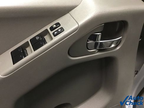Used 2015 Nissan Frontier SV AWD/4WD image 20