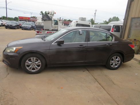 Used 2011 Honda Accord LX-P image 28