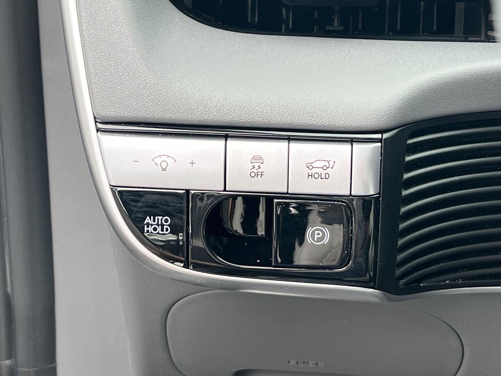 Certified 2024 Hyundai Ioniq 5 Limited AWD/4WD image 35