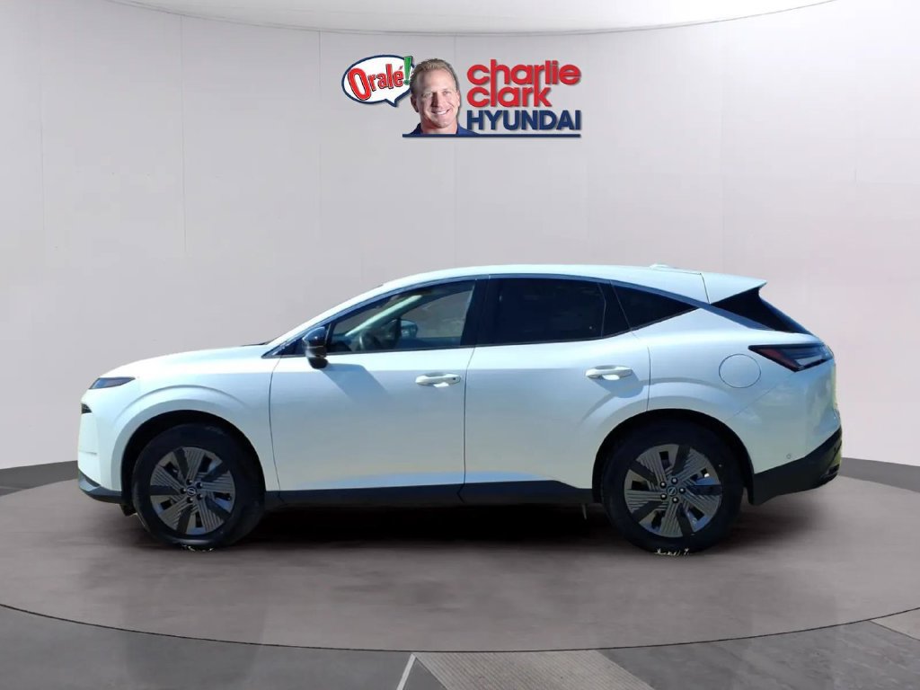 Used 2025 Nissan Murano SL AWD/4WD image 2