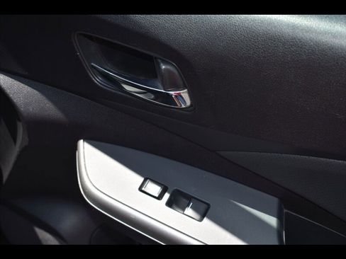 Used 2016 Honda CR-V Touring image 36