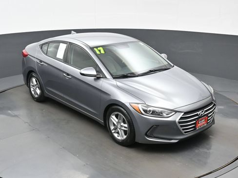 Used 2017 Hyundai Elantra SE w/ SE A/T Tech Package 03 FWD image 37