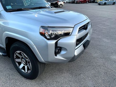 Certified 2024 Toyota 4Runner TRD Off-Road Premium w/ Moonroof Package AWD/4WD image 5