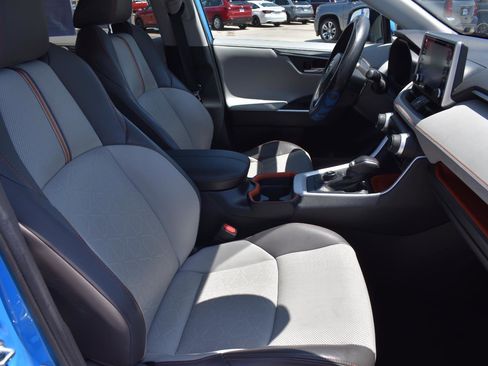 Used 2019 Toyota RAV4 Adventure AWD/4WD image 15
