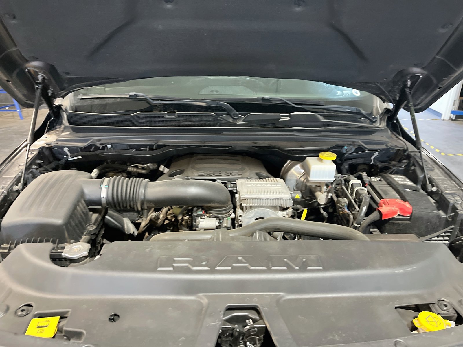 Used 2024 RAM 1500 Lone Star AWD/4WD image 29