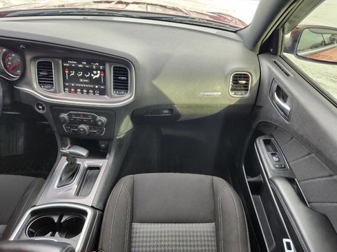 Used 2021 Dodge Charger SXT w/ Cold Weather Package image 18