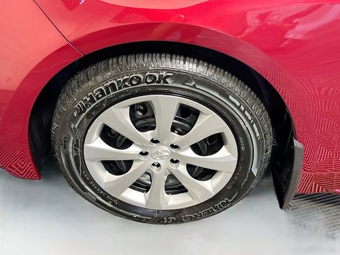 Used 2026 Toyota Corolla LE FWD image 13