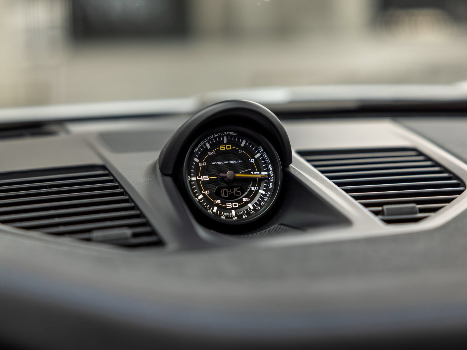 Certified 2025 Porsche 911 GT3 RWD image 34