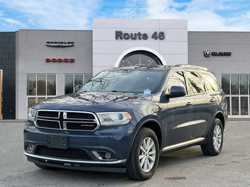 Used 2020 Dodge Durango SXT image 2