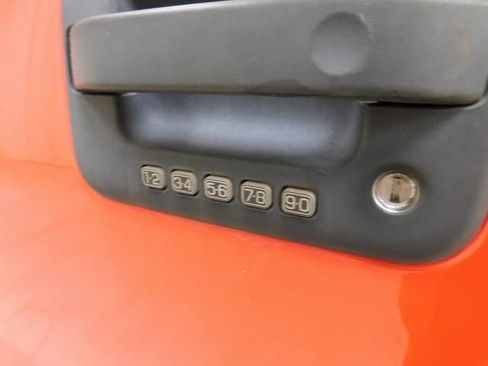 Used 2012 Ford F150 XLT image 17