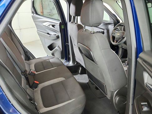 Used 2023 Chevrolet TrailBlazer LT FWD image 24