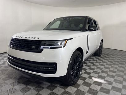 New 2025 Land Rover Range Rover SE