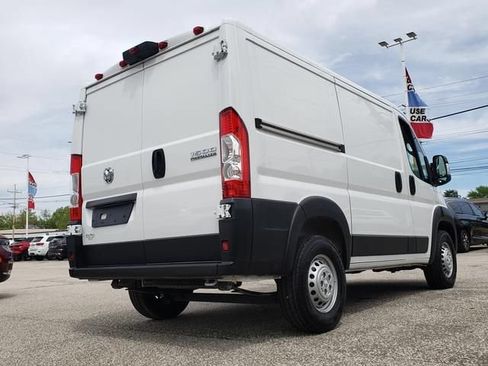 Used 2025 RAM ProMaster 1500 w/ Convenience Group FWD image 3