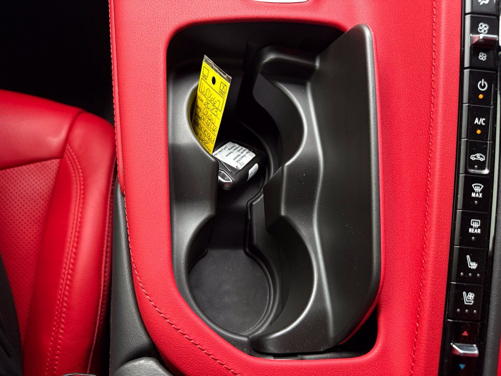 Used 2023 Chevrolet Corvette Stingray Preferred Cpe w/ Battery Protection Package RWD image 23