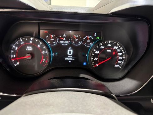 Used 2016 Chevrolet Camaro SS image 22