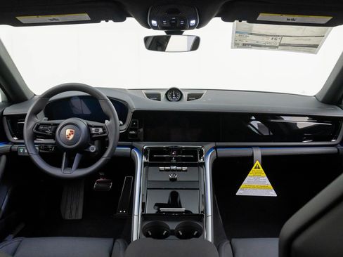 New 2026 Porsche Panamera 4 image 11