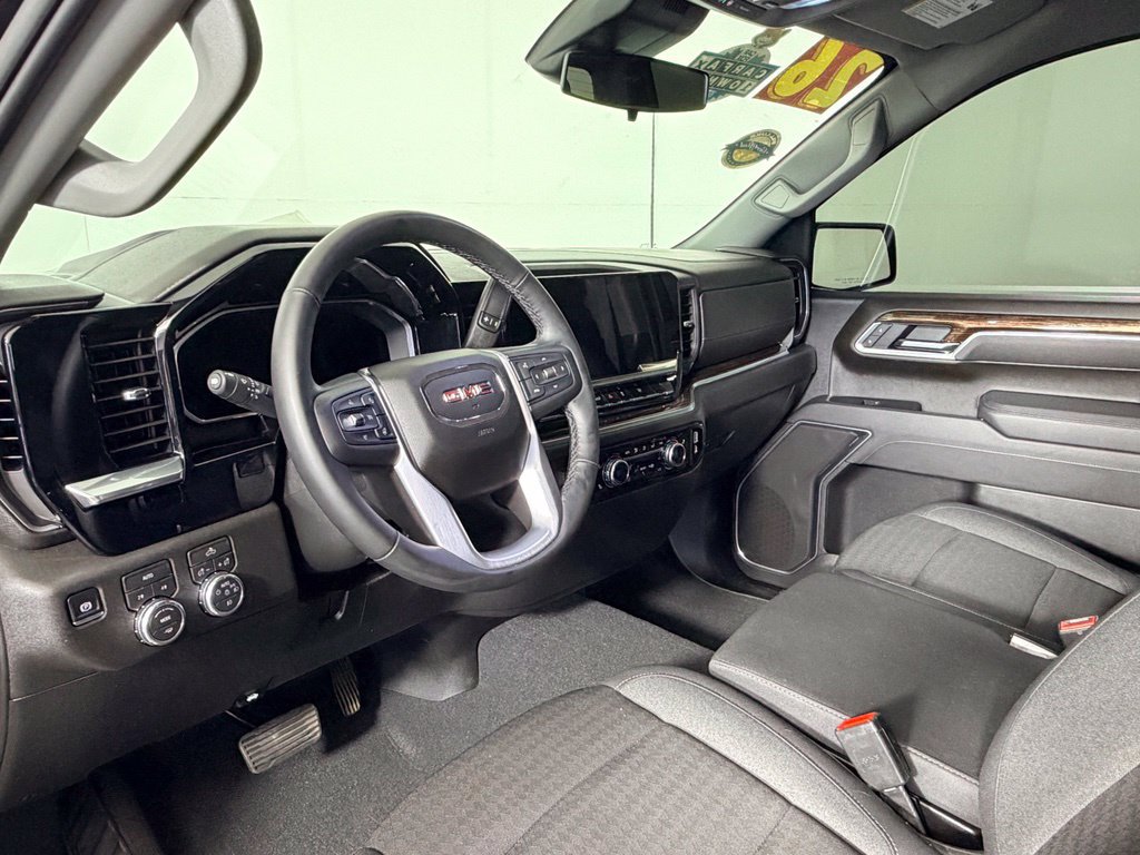 Used 2026 GMC Sierra 1500 Elevation w/ Elevation Select Package AWD/4WD image 29