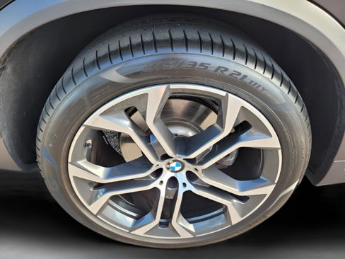 Used 2023 BMW X5 xDrive40i image 21