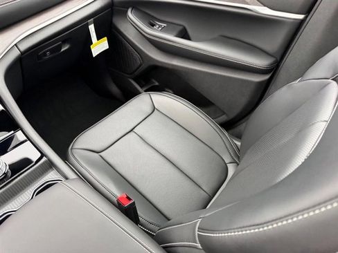 New 2025 Jeep Grand Cherokee L Limited w/ Luxury Tech Group II image 20