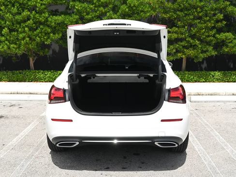 Used 2022 Mercedes-Benz A 220 image 8