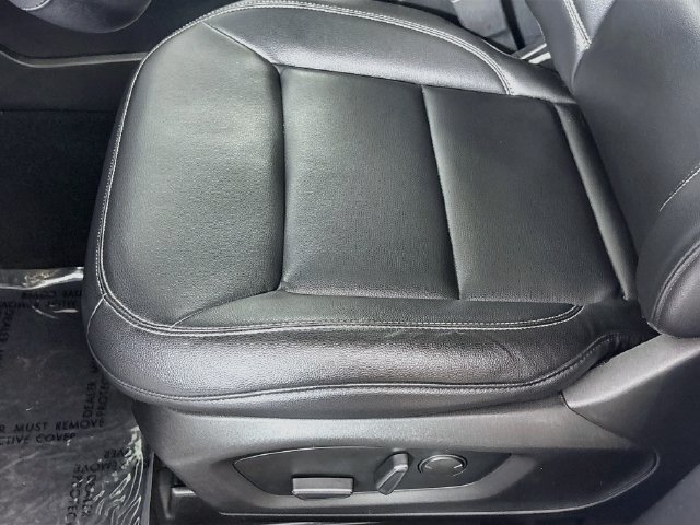 Used 2020 Ford Explorer XLT w/ Equipment Group 202A AWD/4WD image 22