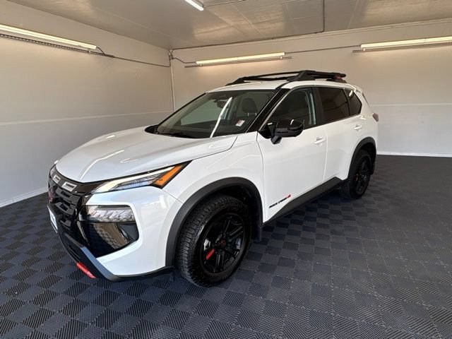 Certified 2025 Nissan Rogue SV w/ Rock Creek Premium Package AWD/4WD image 4