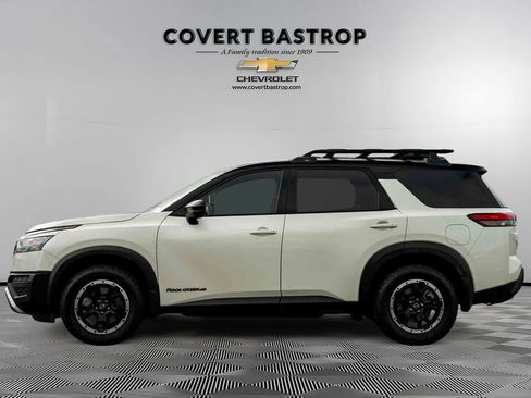 Used 2024 Nissan Pathfinder Rock Creek AWD/4WD image 2