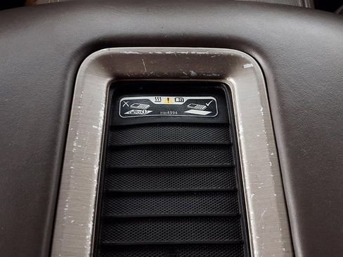 Used 2015 GMC Yukon XL Denali w/ Open Road Package AWD/4WD image 24