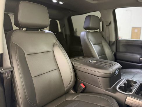 Used 2020 Chevrolet Silverado 1500 LTZ w/ Technology Package AWD/4WD image 29
