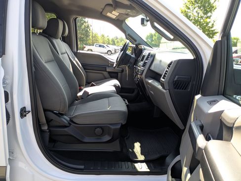 Used 2015 Ford F150 XLT w/ Equipment Group 301A Mid AWD/4WD image 39