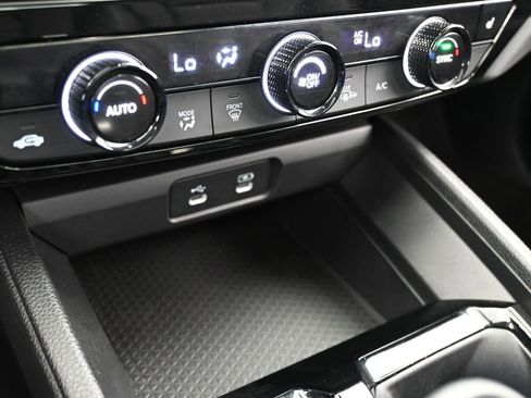 Used 2023 Honda Accord EX-L image 25