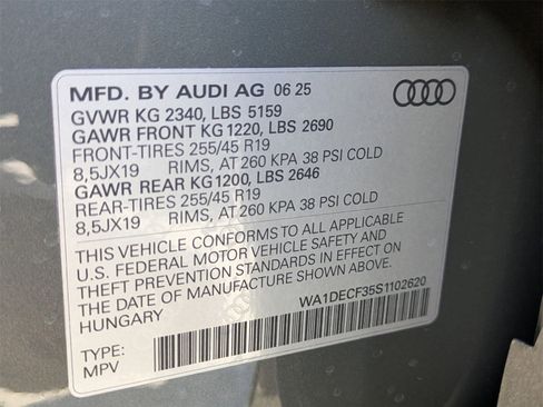 New 2025 Audi Q3 2.0T Premium image 17