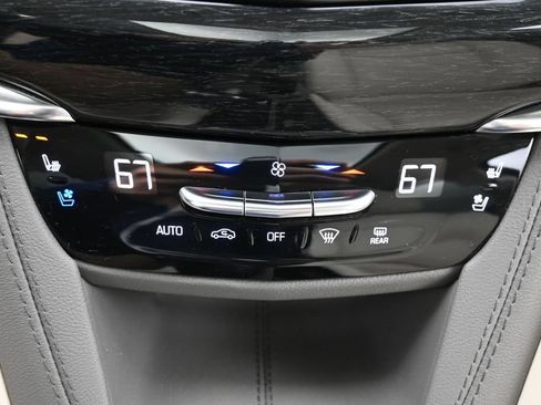 Certified 2023 Cadillac XT6 Premium Luxury w/ Technology Package AWD/4WD image 24