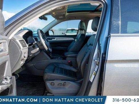 Used 2018 Volkswagen Atlas SEL Premium image 5
